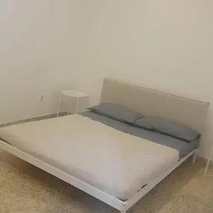 Appartement Est, Naples
